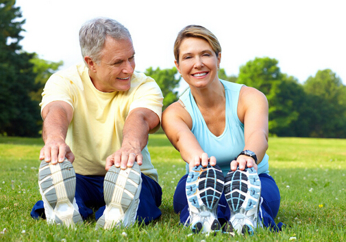 百歲老人長壽秘訣是是什么？老人運動什么適合？