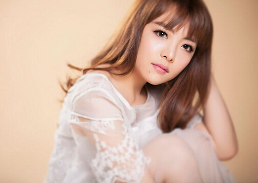 脖子上長小肉疙瘩怎么回事？脖子上長小肉疙瘩怎么辦