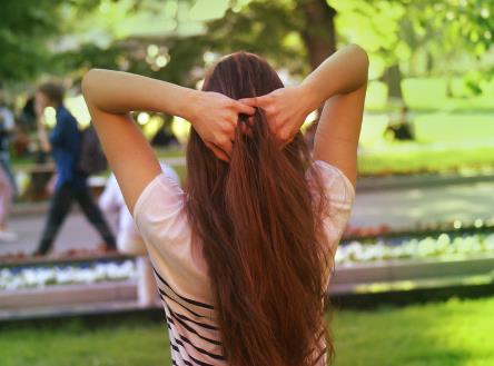 掉頭發是什么原因?脫發的原因有哪些