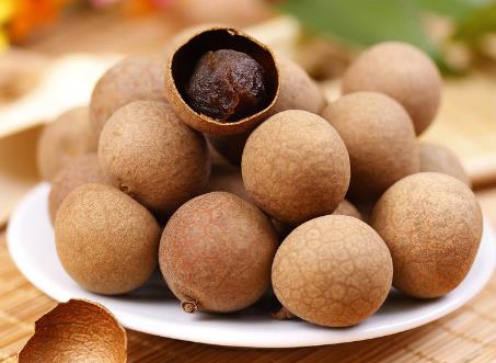 哺乳期能吃桂圓嗎?哺乳期吃桂圓的做法