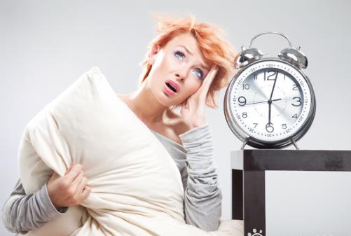 經常失眠的女性吃什么食物好？最適合女性失眠吃的食物有哪些