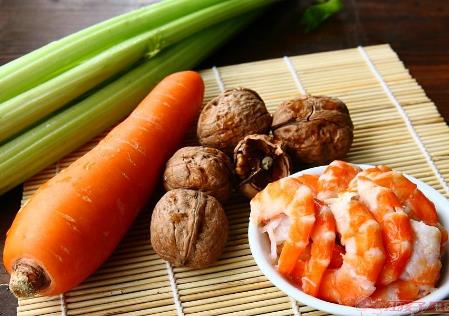 寶寶什么時(shí)候吃DHA?DHA吃到什么時(shí)候