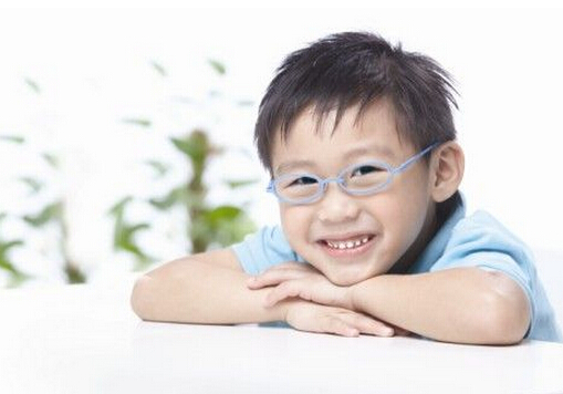 近視眼手術安全嗎?近視眼手術后遺癥