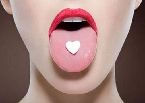 舌苔發白是怎么回事？舌苔發白的原因