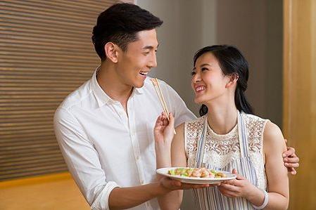 男人都喜歡美女嗎？專家解說男人為什么喜歡美女