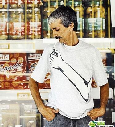 看看這些創意逆天的T恤啊!還敢穿得再夸張些嗎