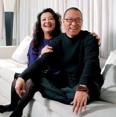 俏江南董事長張蘭個人資料，俏江南張蘭戶口注銷，張蘭加入外籍，張蘭老公田益賓