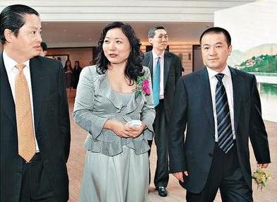 龍湖地產主席吳亞軍離婚,碧桂園楊惠妍晉升女首富