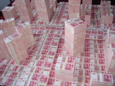 炫富的心理分析：官二代、富二代炫富事件的背后心理折射