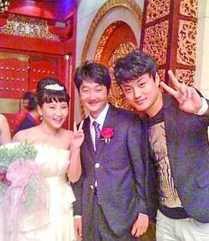 董潔潘粵明婚變或移情別戀，董潔被指多次與王大治親密同行