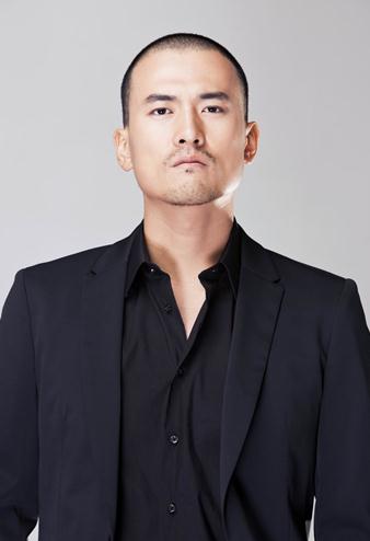 赫子銘個人資料圖片，何潔男友赫子銘曝光，何潔敢愛發(fā)布會郝子銘示愛