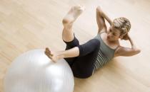 怎么做仰臥起坐才能減肚子？