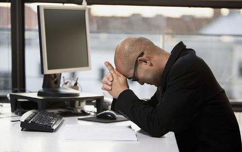 長期使用電腦對頭發有什么影響？