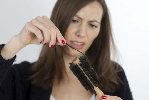 經常掉發怎么辦？偏方幫你輕松解決