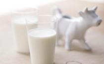 牛奶經(jīng)過高溫加熱好嗎？牛奶加熱的注意事項