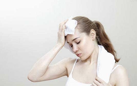 產后出汗多怎么辦？如何保持清爽護理？