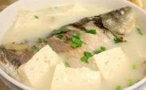 產(chǎn)后催奶喝奶白湯有用嗎？