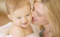 母乳喂養(yǎng)分幾個時期？母乳喂養(yǎng)要喂水嗎？