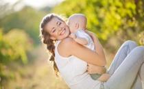 乳頭皸裂是什么？哺乳會有哪些皮膚問題？