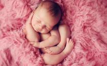 寶寶能使用激素藥膏嗎？會引起性早熟嗎？