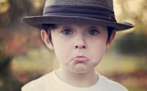 寶寶可以戴耳機嗎？如何保護寶寶聽力？