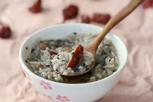 秋季養(yǎng)生：秋季早餐吃什么最養(yǎng)胃