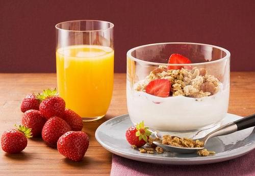 吃飯時(shí)喝果汁好嗎？喝新鮮果汁應(yīng)該加糖嗎