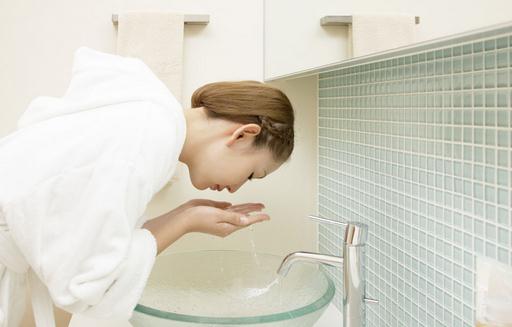 洗面奶泡沫越多就越好嗎？