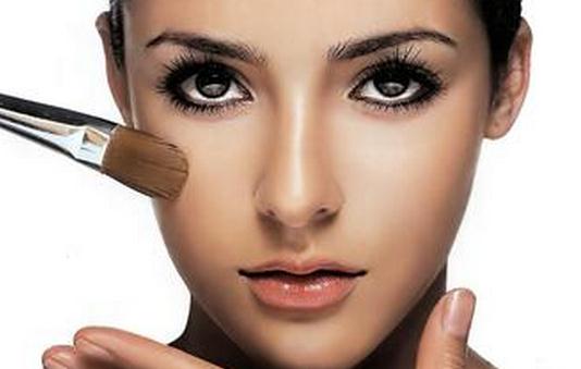 眼妝怎么畫才好看？利用眼線改變眼型
