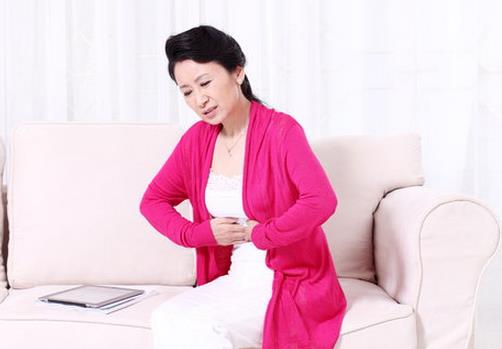 如何鑒別食管裂孔疝？