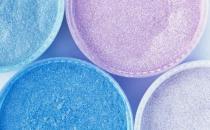 聚會畫金屬藍煙熏妝更閃亮哦！