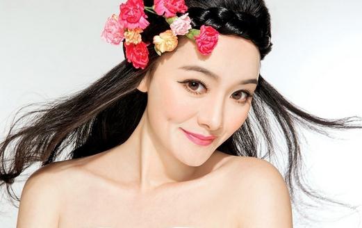 大紅唇妝你能HOLD住嗎？教你怎么畫紅唇