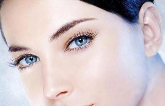 自制眼膜打造水潤雙眼！