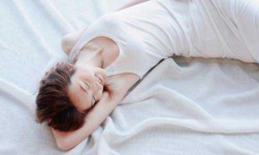 怎么瘦臉？熱毛巾熱敷有助瘦臉