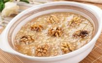 夏季美容養生湯飲：南瓜鯽魚湯的做法