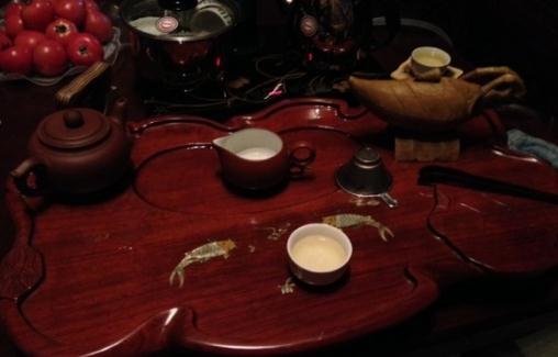 蘆薈紅棗飲滋潤你-喝什么茶能排毒？