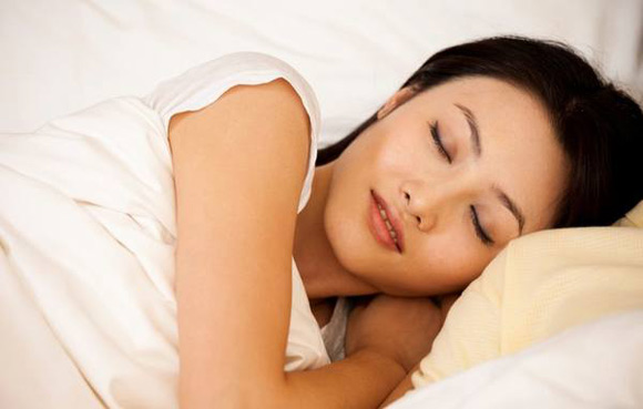 每晚這種睡姿可以清理“大腦垃圾”