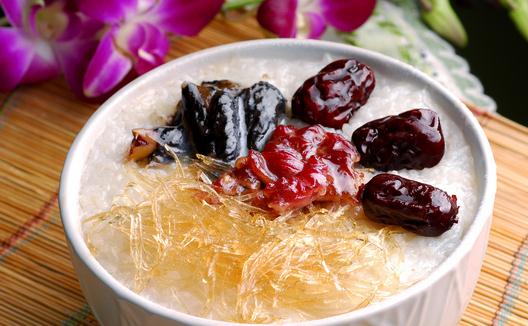 怎么煮粥最美味?煮粥水要加足