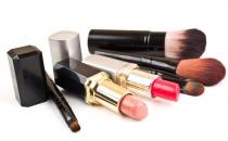 化妝品的保鮮期是多久？怎么辨別化妝品是否變質(zhì)？