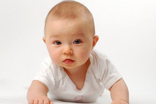 唇腭裂什么時候做整形最好?