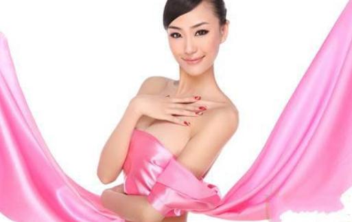 豐胸最快的方法：運動豐胸不容忽視