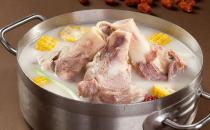 喝骨頭湯能否促進骨折愈合？骨折吃什么好？