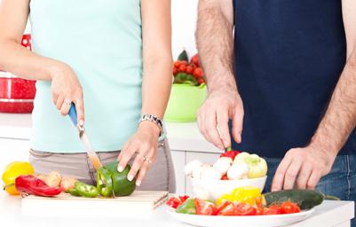 上班族吃飯太晚有7大危害