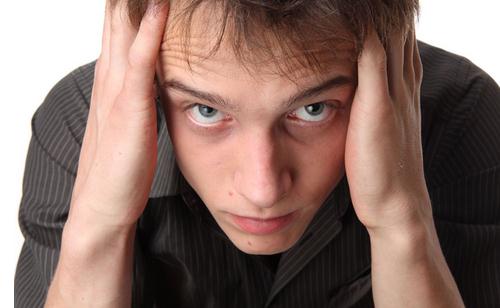 男人鼻孔發(fā)癢怎么回事