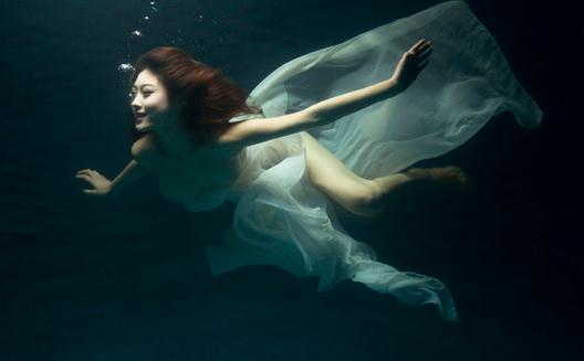 女人通常會(huì)選擇什么戀愛(ài)對(duì)象?