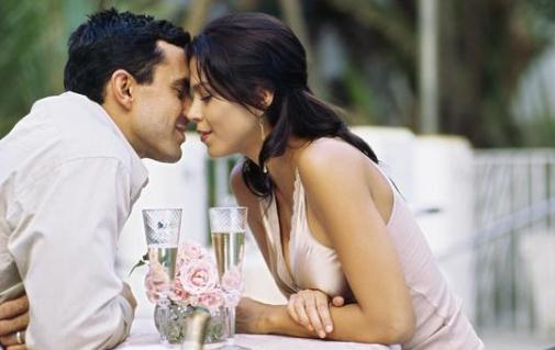 戀愛中讓對方更愛你的絕招有哪些？