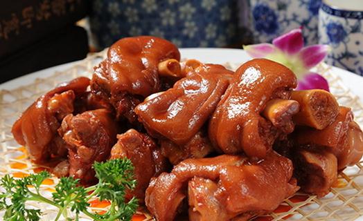 飲酒暖身?揭秘八大飲食謠言