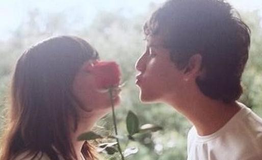 女人的什么舉動表明她喜歡你？