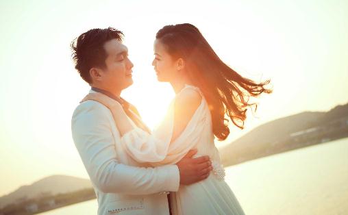 女人愛上男人會有什么表現(xiàn)？