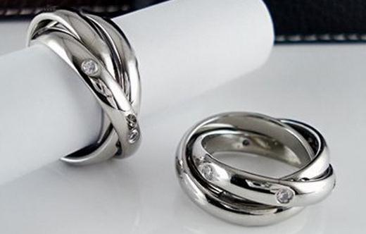 愛情面臨危機我們應該怎么辦？